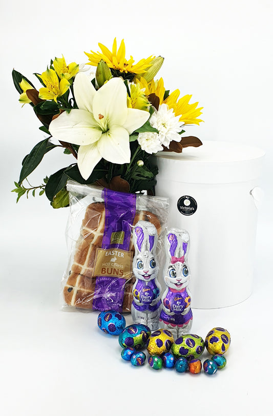 Easter Hat Box with Flowers